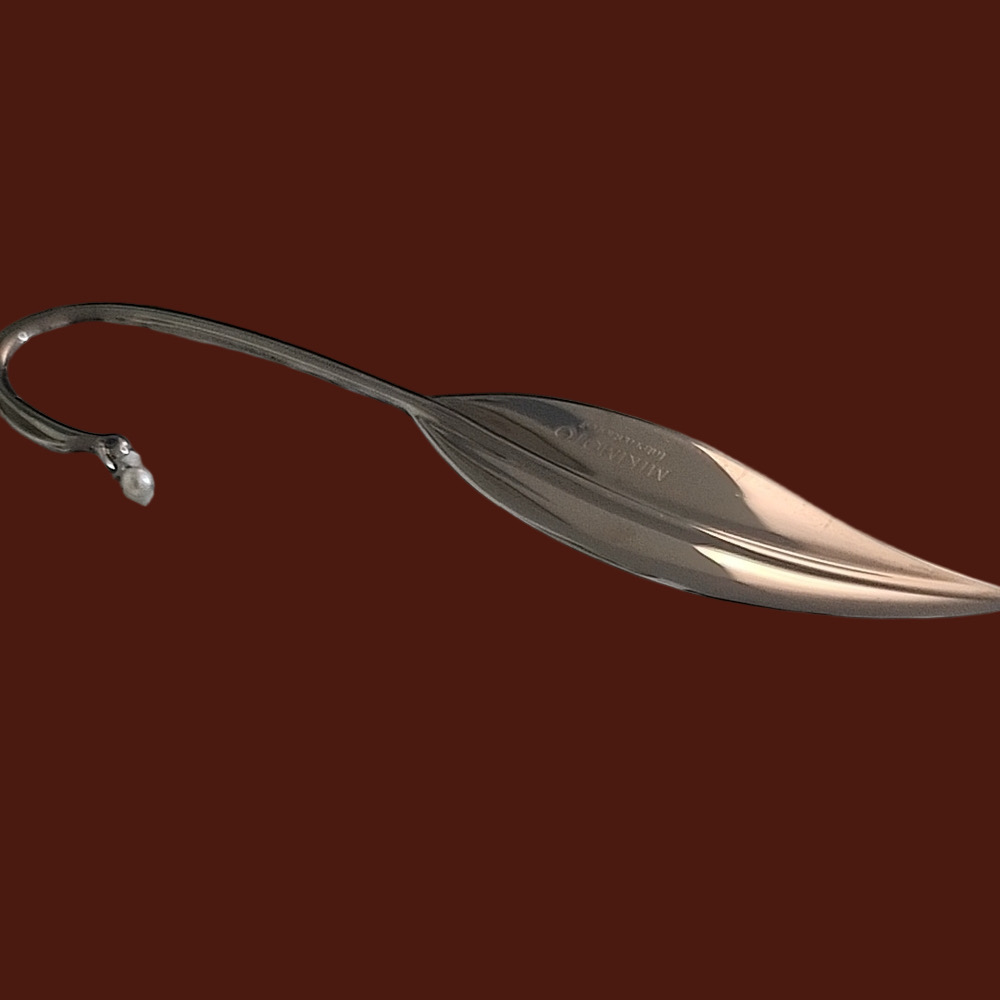 ❤️ Mikimoto International Pearl Silver Tone book mark